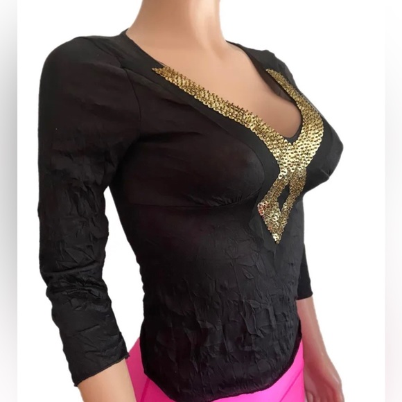 V2K Black Crinkled Gold Sequin Diamond Patch 3/4 Sleeved Cleavage Top Glam 2000 - Picture 2 of 6